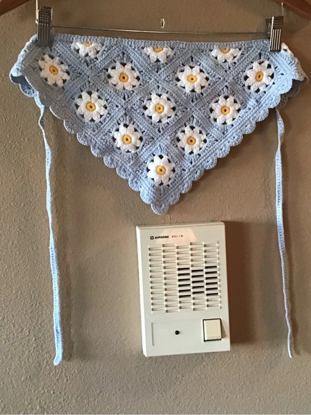 NEW Vintage Retro Style Crochet Daisy Headband